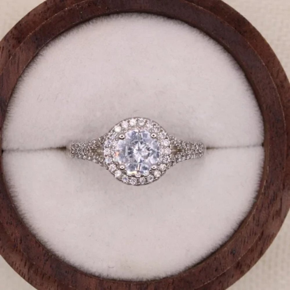 925 Sterling Silver Elegant Engagement Wedding Ring